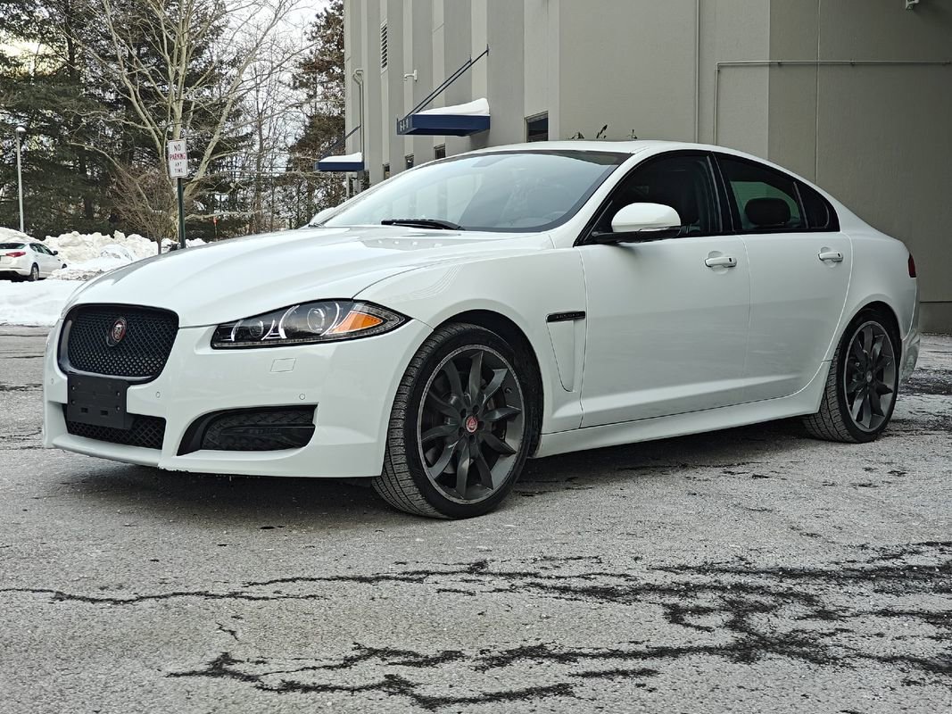 Used 2015 Jaguar XF Portfolio image 7