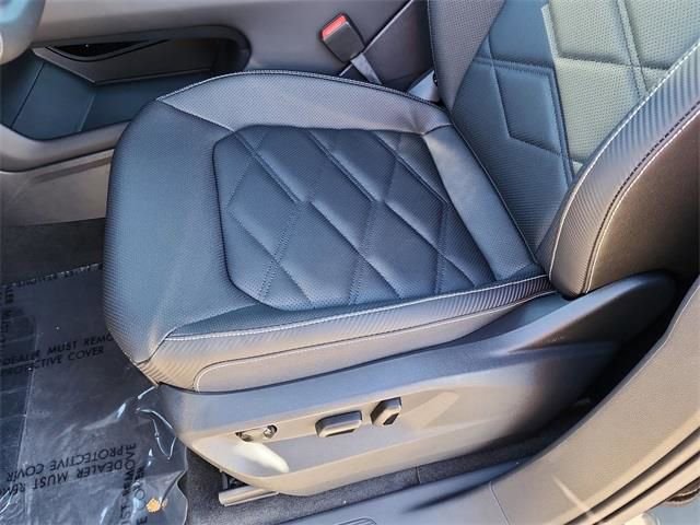 New 2026 Volkswagen Atlas Cross Sport SE image 15