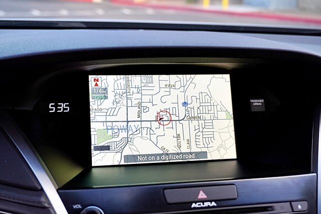 Used 2017 Acura RLX w/ Technology Package image 25