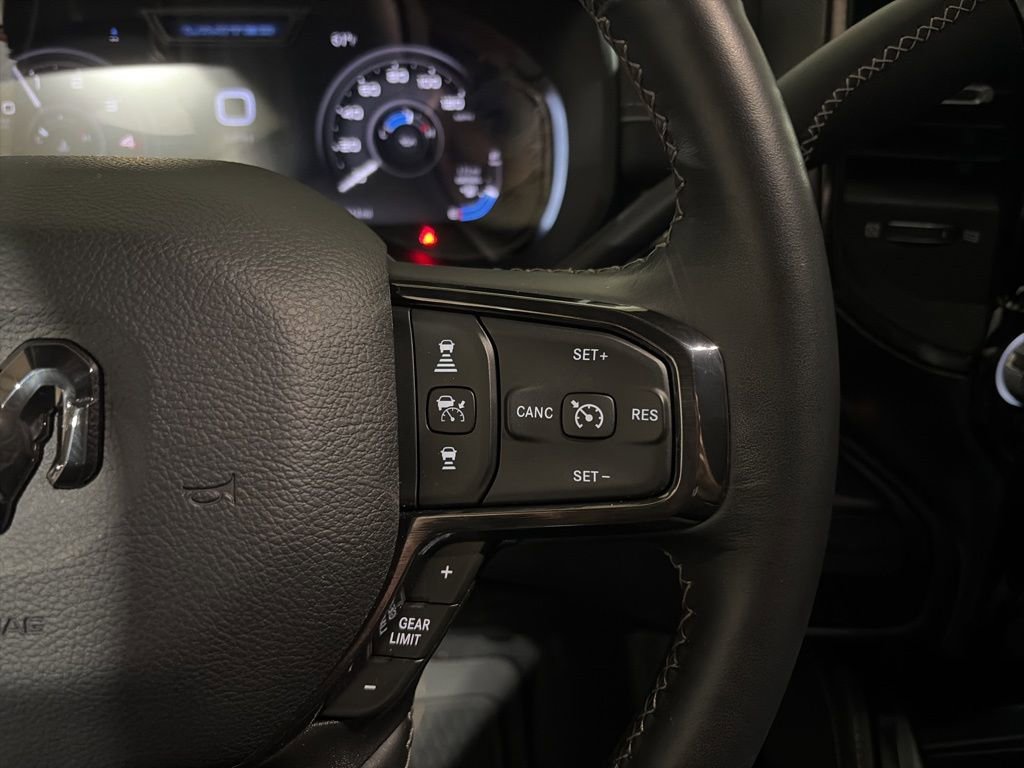 Used 2023 RAM 3500 Limited image 17