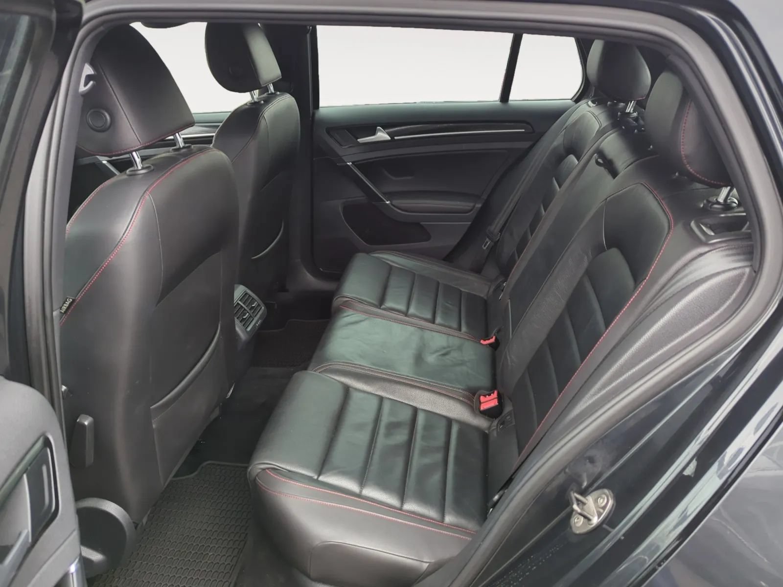 Used 2015 Volkswagen GTI Autobahn FWD image 15