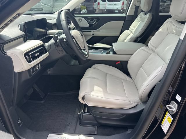 New 2025 Lincoln Aviator Reserve w/ Equipment Group 201A AWD/4WD image 10