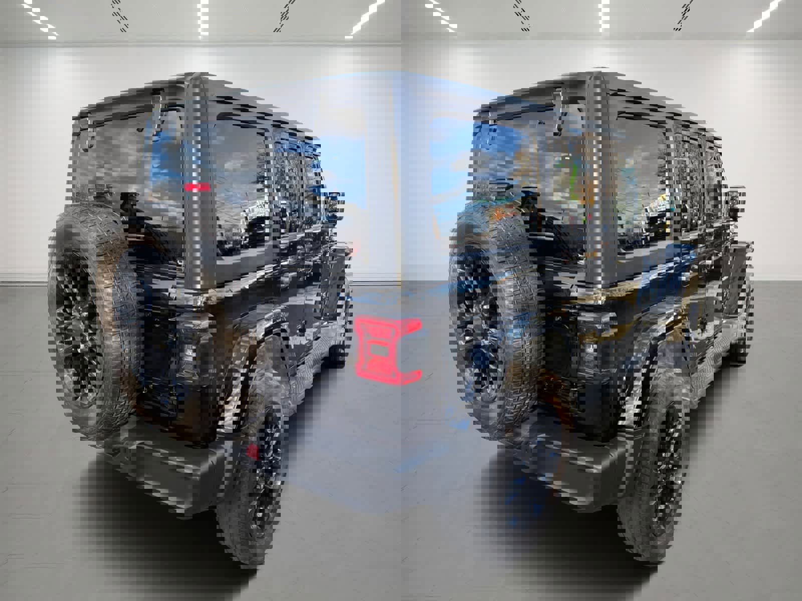 Used 2022 Jeep Wrangler Unlimited Sahara w/ Cold Weather Group image 6