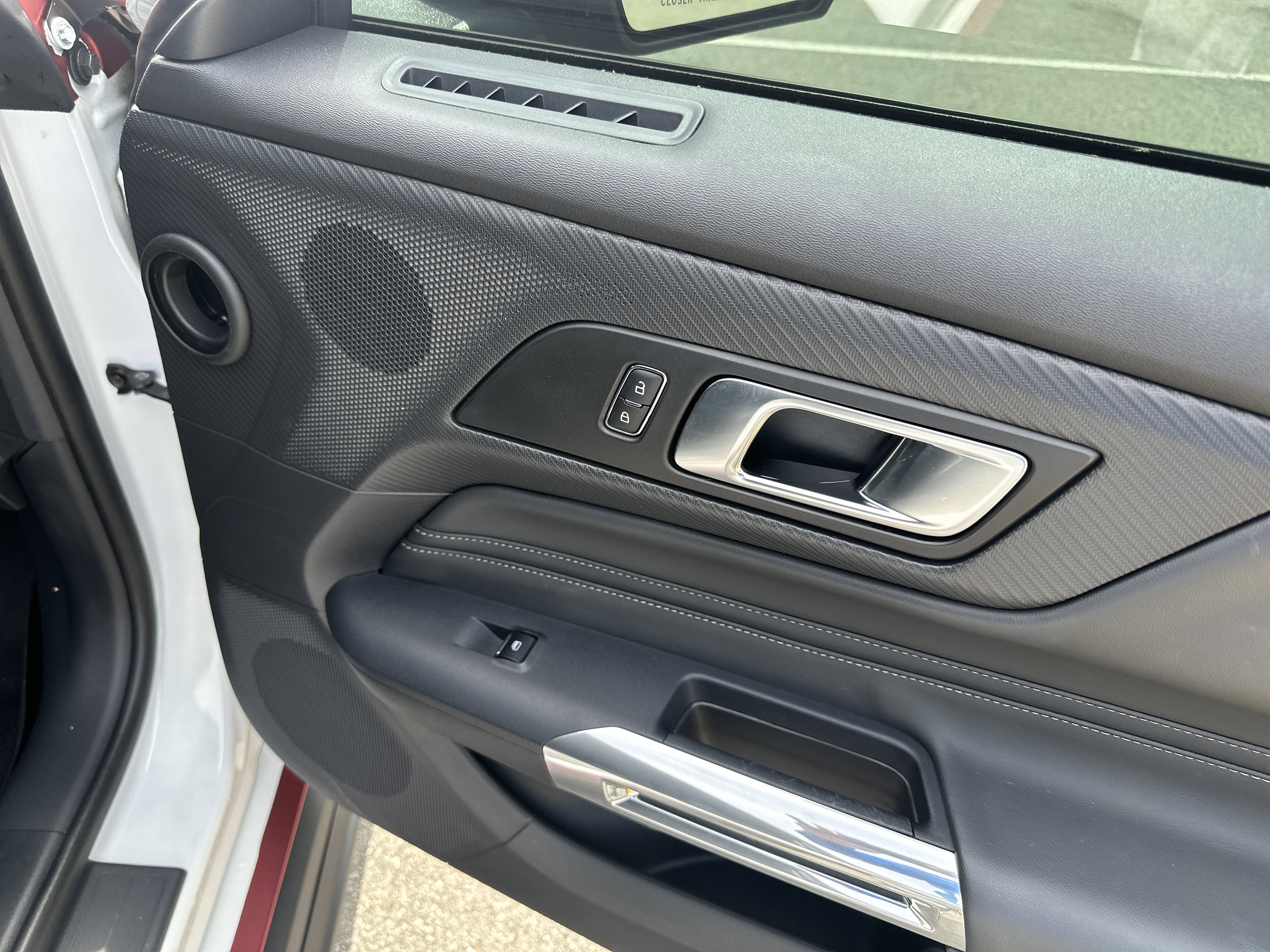 Used 2024 Ford Mustang GT Premium image 29