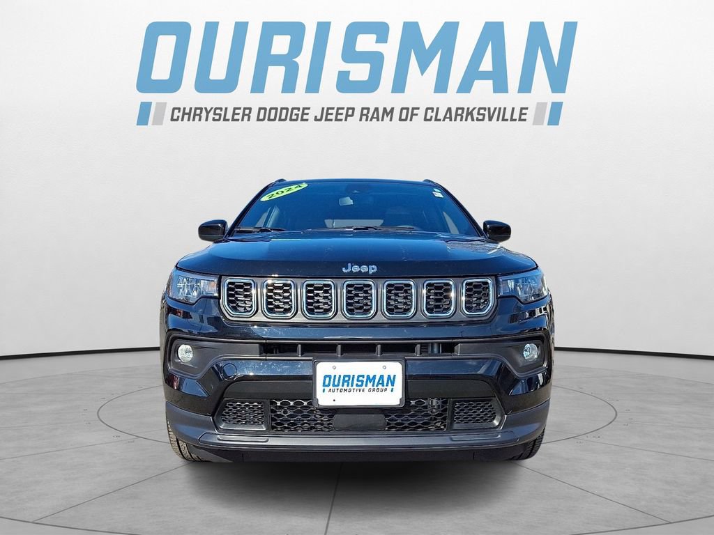 Used 2024 Jeep Compass Latitude w/ Sun and Sound Group image 2