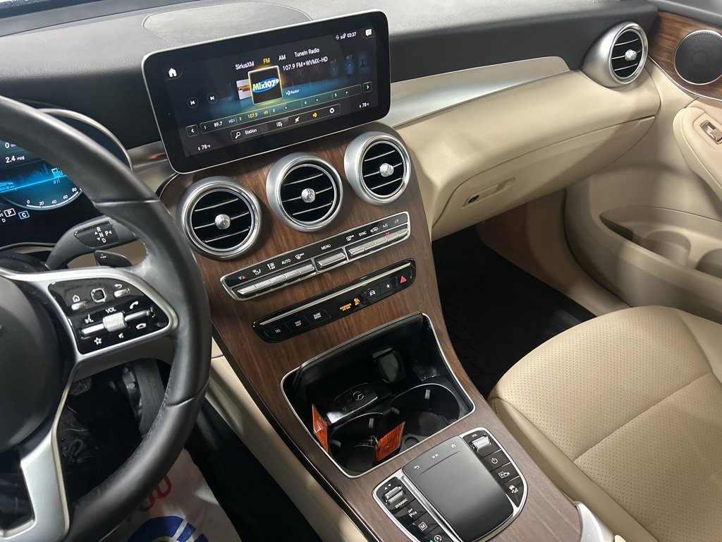 Used 2022 Mercedes-Benz GLC 300 4MATIC image 4