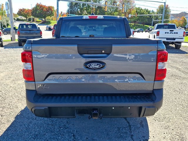 Used 2025 Ford Maverick XL w/ Equipment Group 102A AWD/4WD image 7