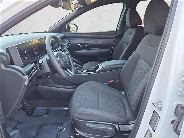 Used 2026 Hyundai Santa Cruz SE FWD image 17