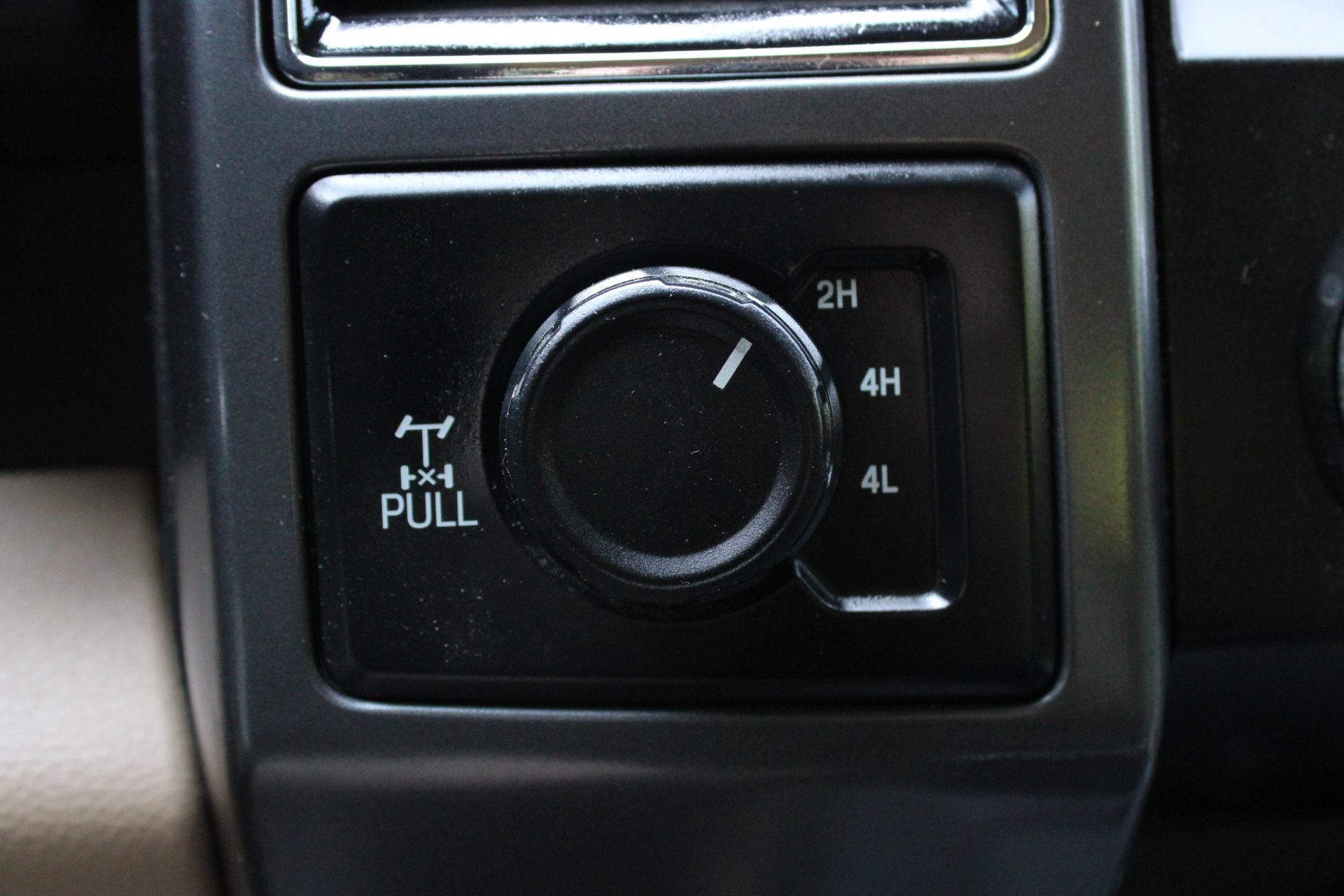 Used 2019 Ford F150 XLT w/ Equipment Group 302A Luxury AWD/4WD image 44