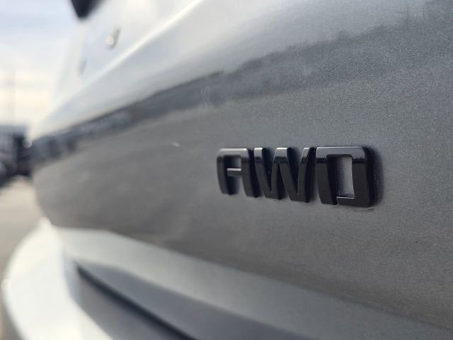 Used 2024 Chevrolet Equinox RS AWD/4WD image 10