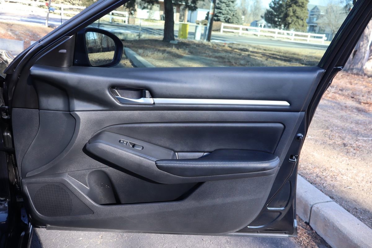 Used 2022 Nissan Altima 2.5 SV image 26