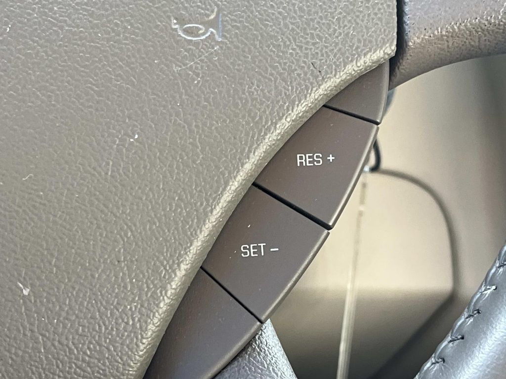 Used 2005 Buick LaCrosse CXL w/ Gold Convenience Package FWD image 35