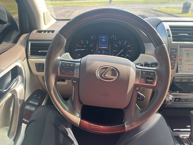 Used 2018 Lexus GX 460 Premium w/ Premium Package AWD/4WD image 22