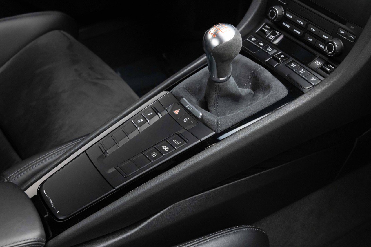 Used 2018 Porsche 911 Carrera T RWD image 16