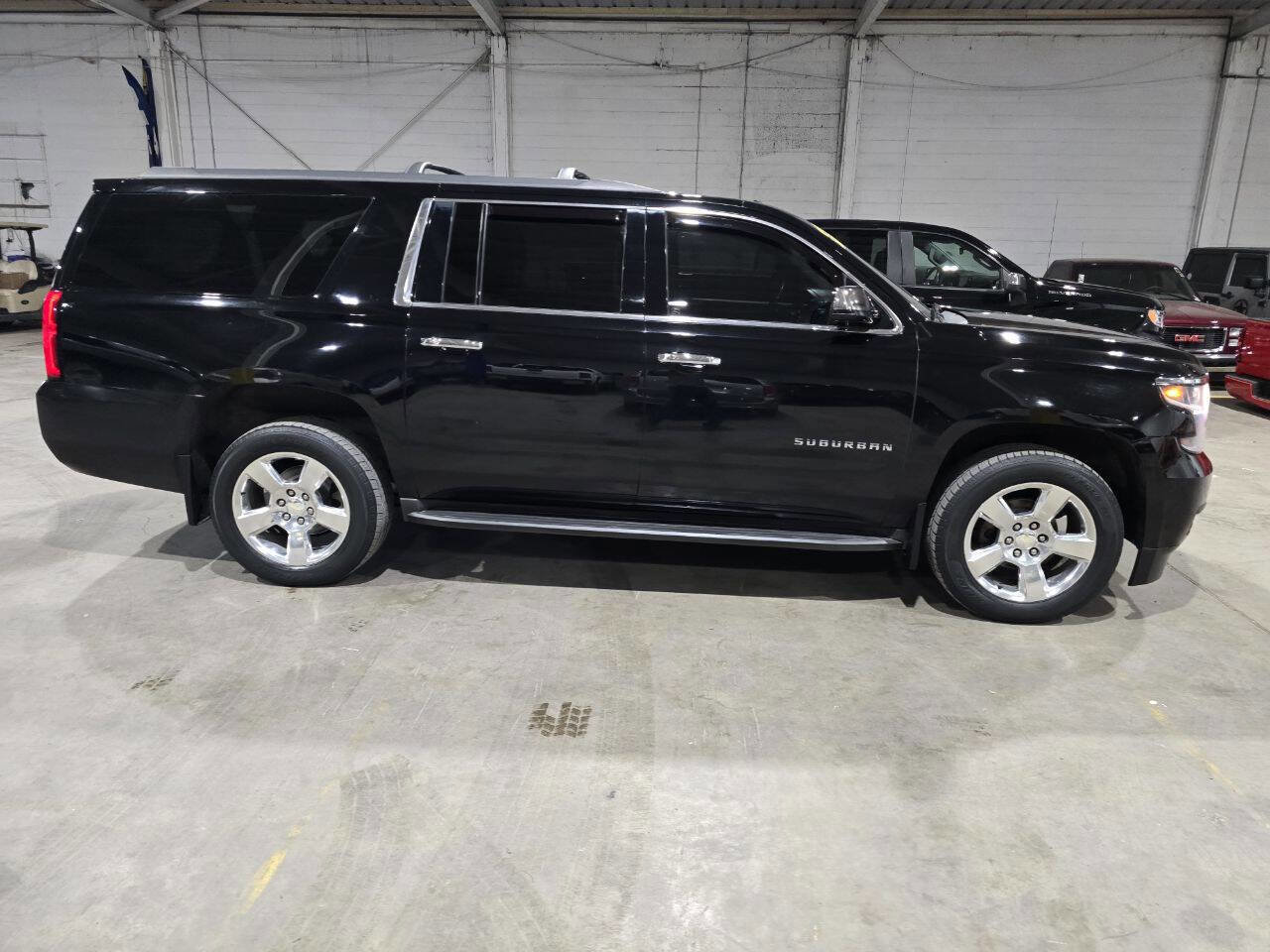 Used 2016 Chevrolet Suburban LT AWD/4WD image 16