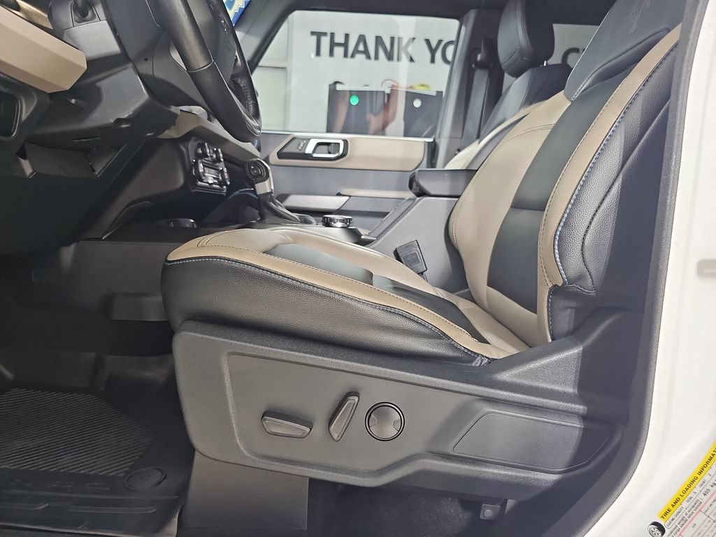 Used 2023 Ford Bronco Wildtrak AWD/4WD image 34