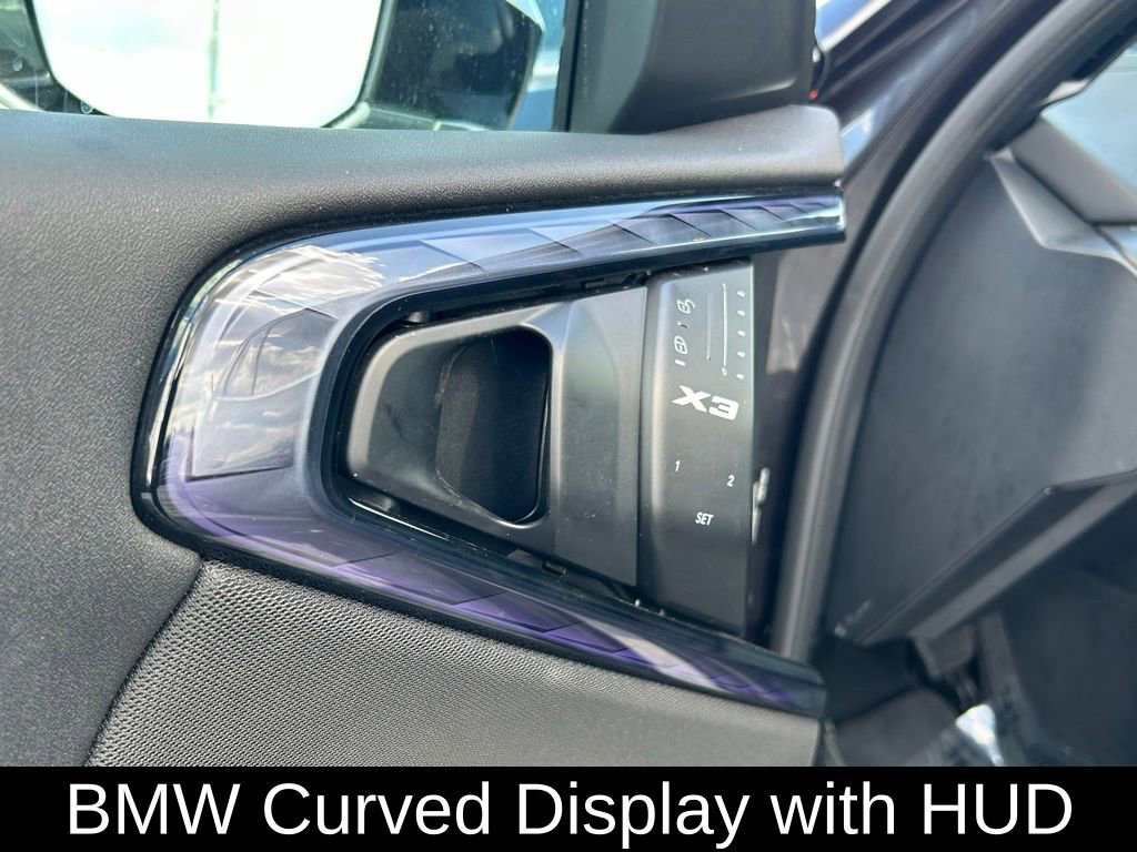 Used 2025 BMW X3 xDrive30i AWD/4WD image 16
