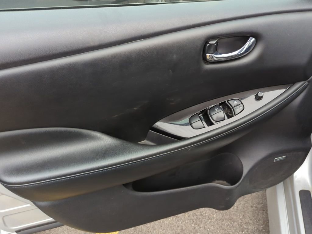 Used 2020 Nissan Leaf SL Plus image 8