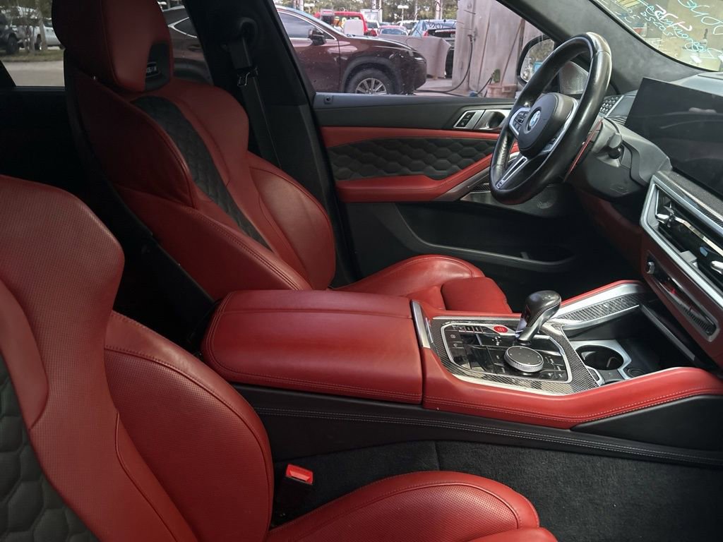 Used 2024 BMW X6 M Competition w/ Executive Package image 10