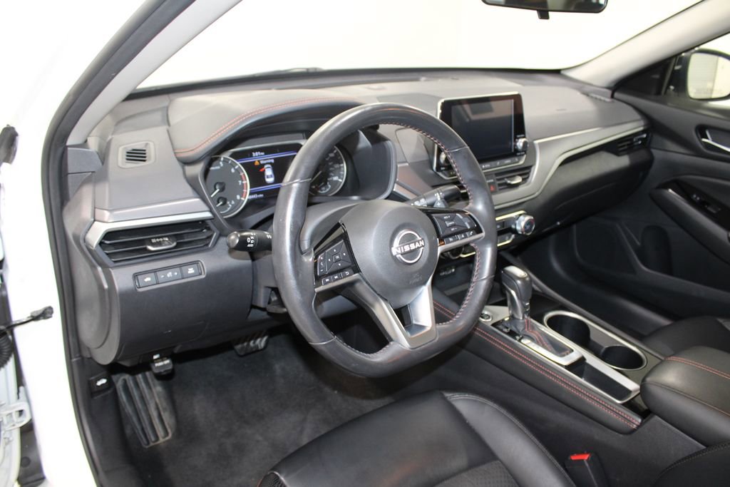 Used 2024 Nissan Altima 2.5 SR image 19