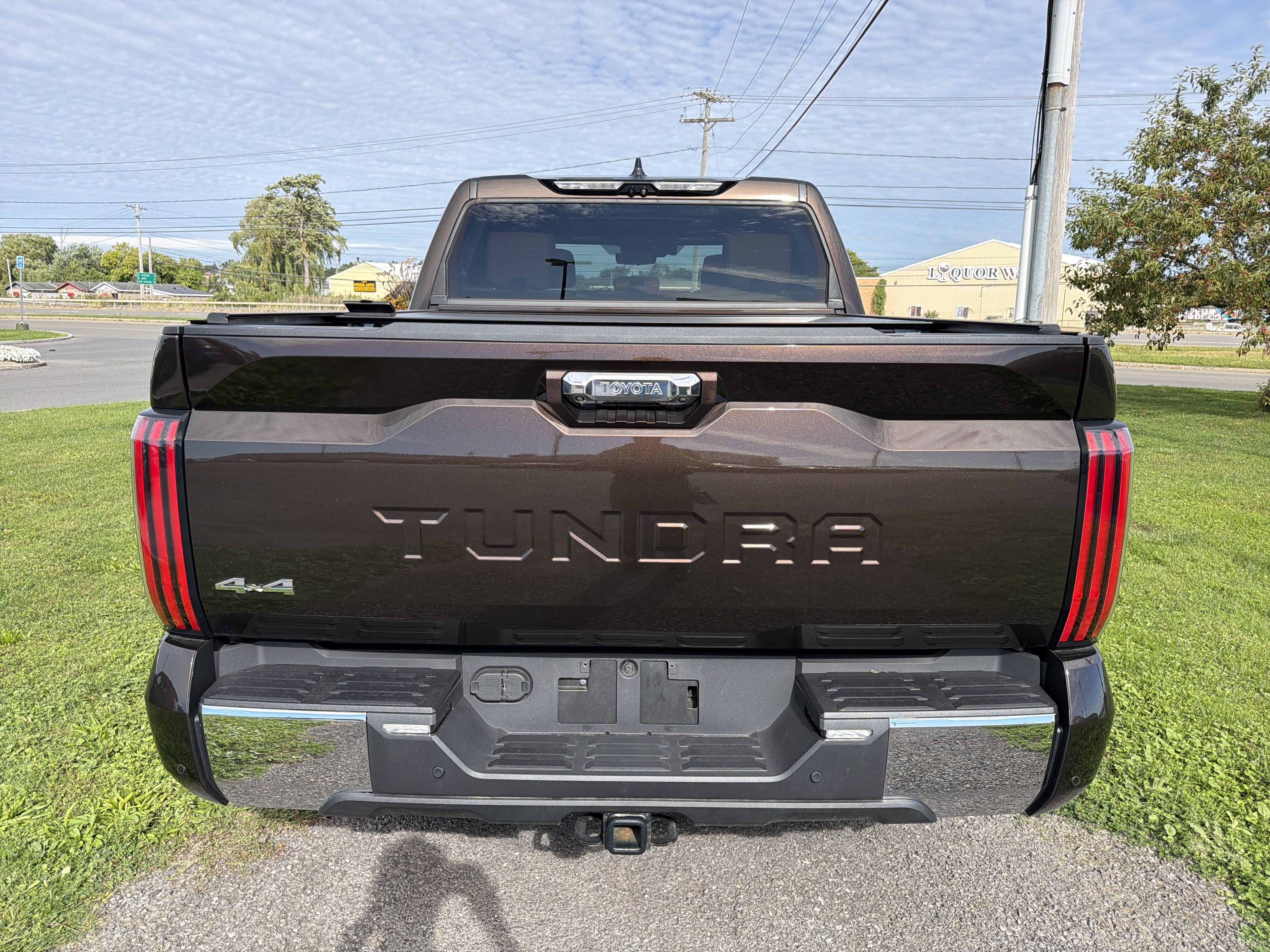 Used 2023 Toyota Tundra 1794 Edition w/ TRD Off-Road Package AWD/4WD image 6