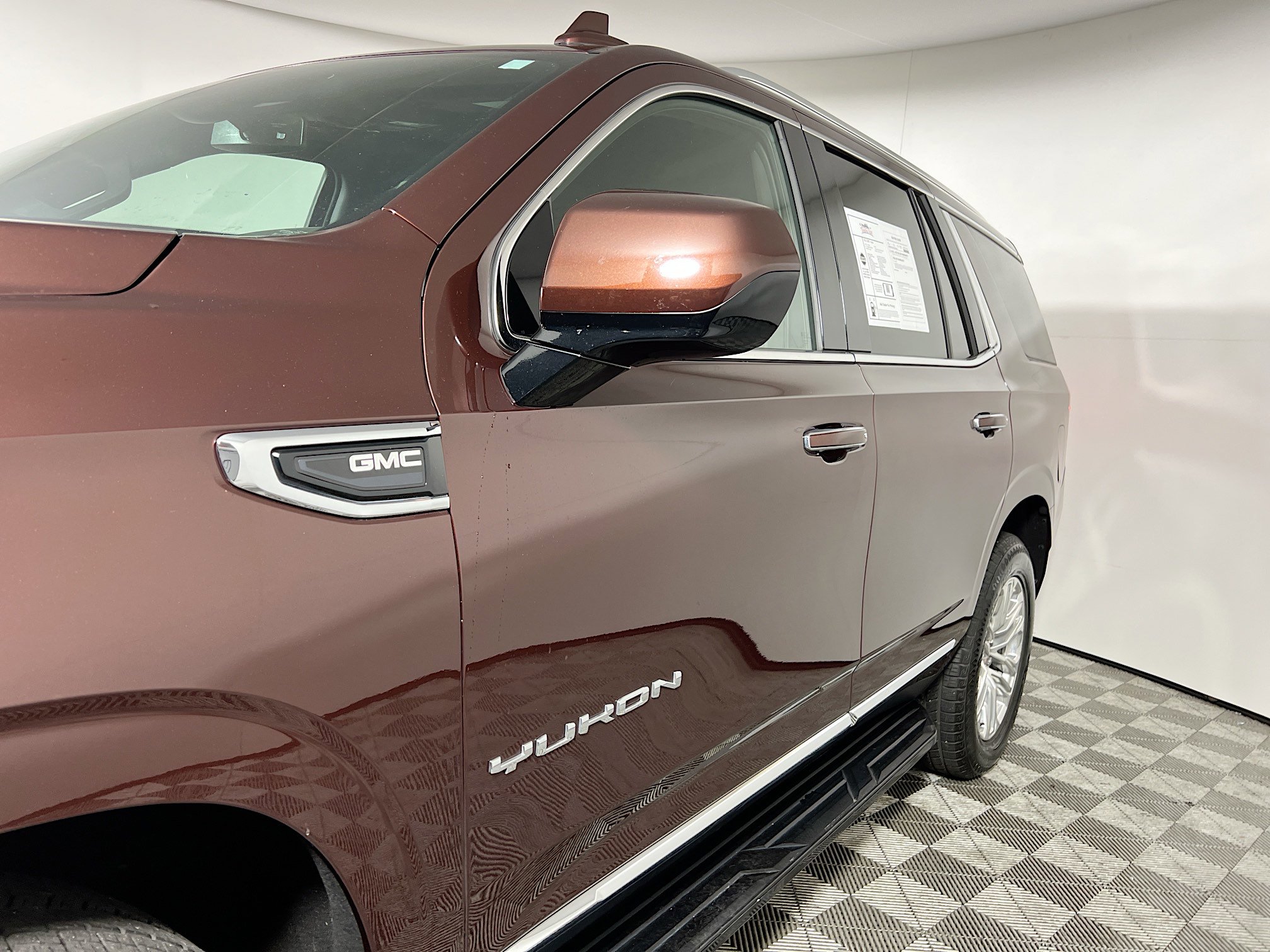 Used 2023 GMC Yukon SLT w/ Max Trailering Package image 13