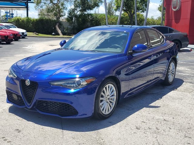 Used 2022 Alfa Romeo Giulia Sprint image 3