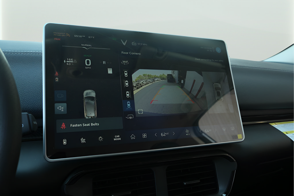 New 2025 VinFast VF 8 Eco AWD/4WD image 19