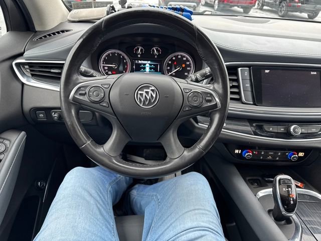 Used 2019 Buick Enclave Essence image 13