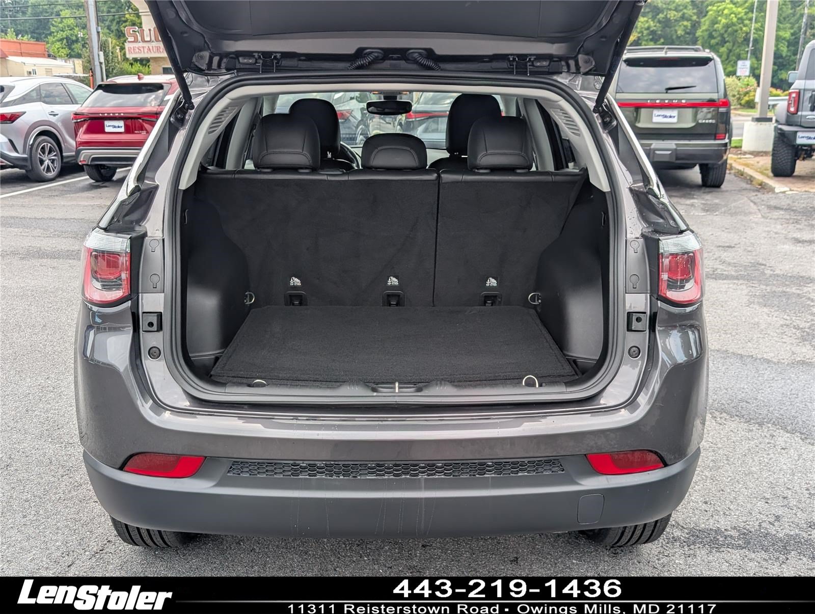Used 2020 Jeep Compass Latitude w/ Popular Equipment Group AWD/4WD image 13