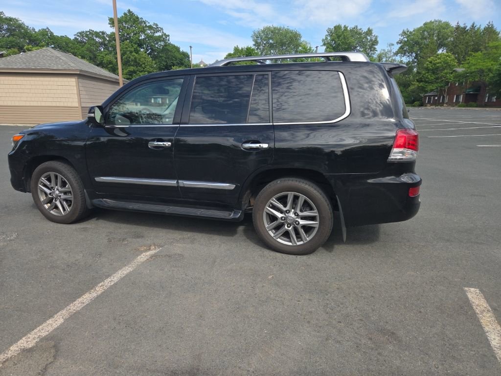 Used 2014 Lexus LX 570 4WD image 13
