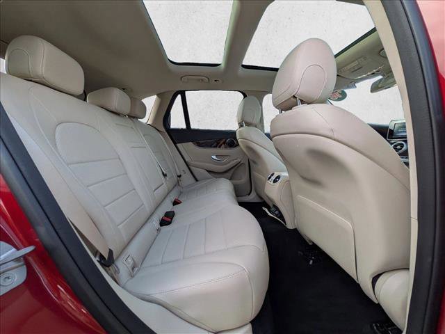 Used 2018 Mercedes-Benz GLC 300 4MATIC image 19