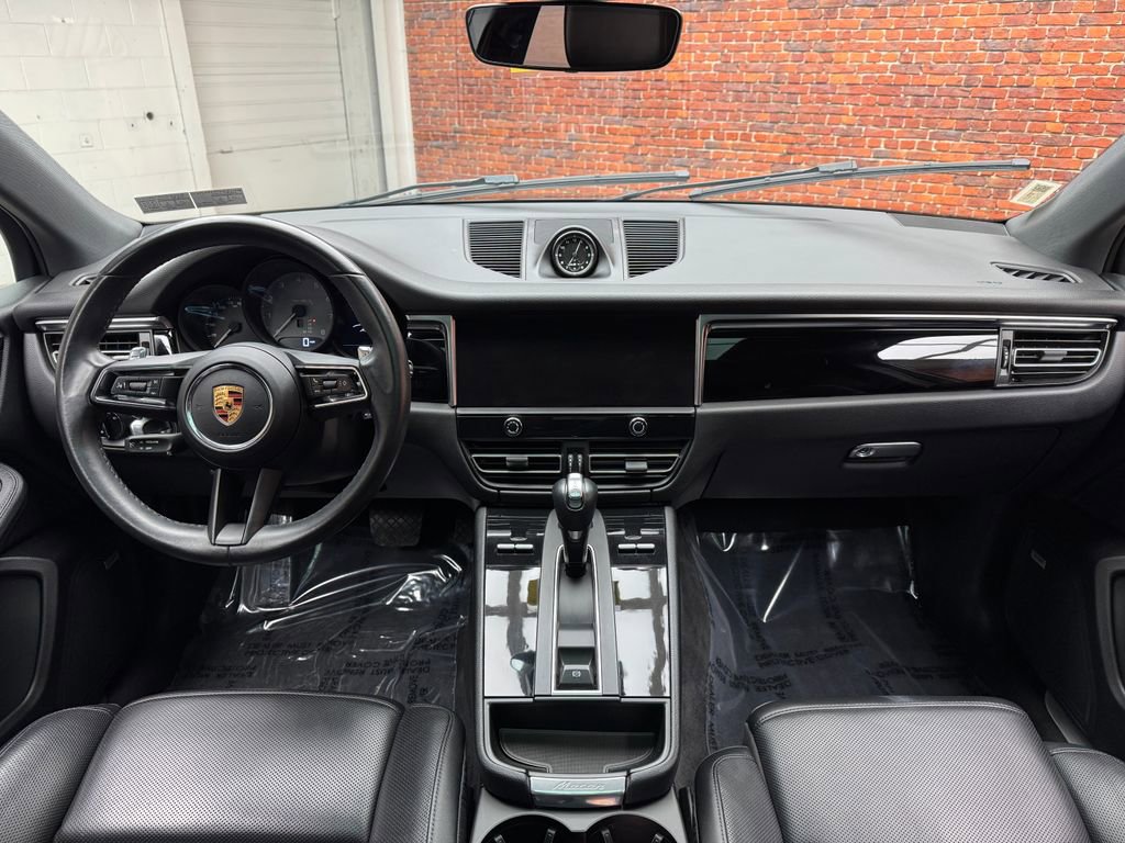 Used 2022 Porsche Macan S image 13