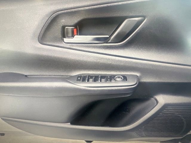 Used 2024 Toyota Prius XLE AWD/4WD image 9