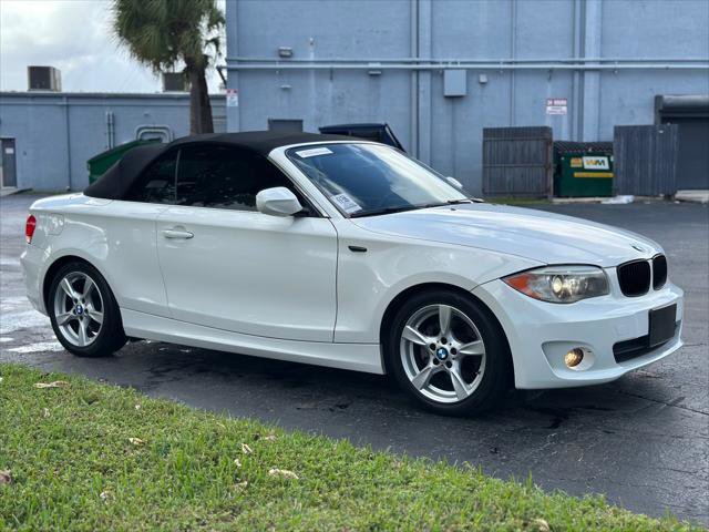 Used 2012 BMW 128i Convertible image 11