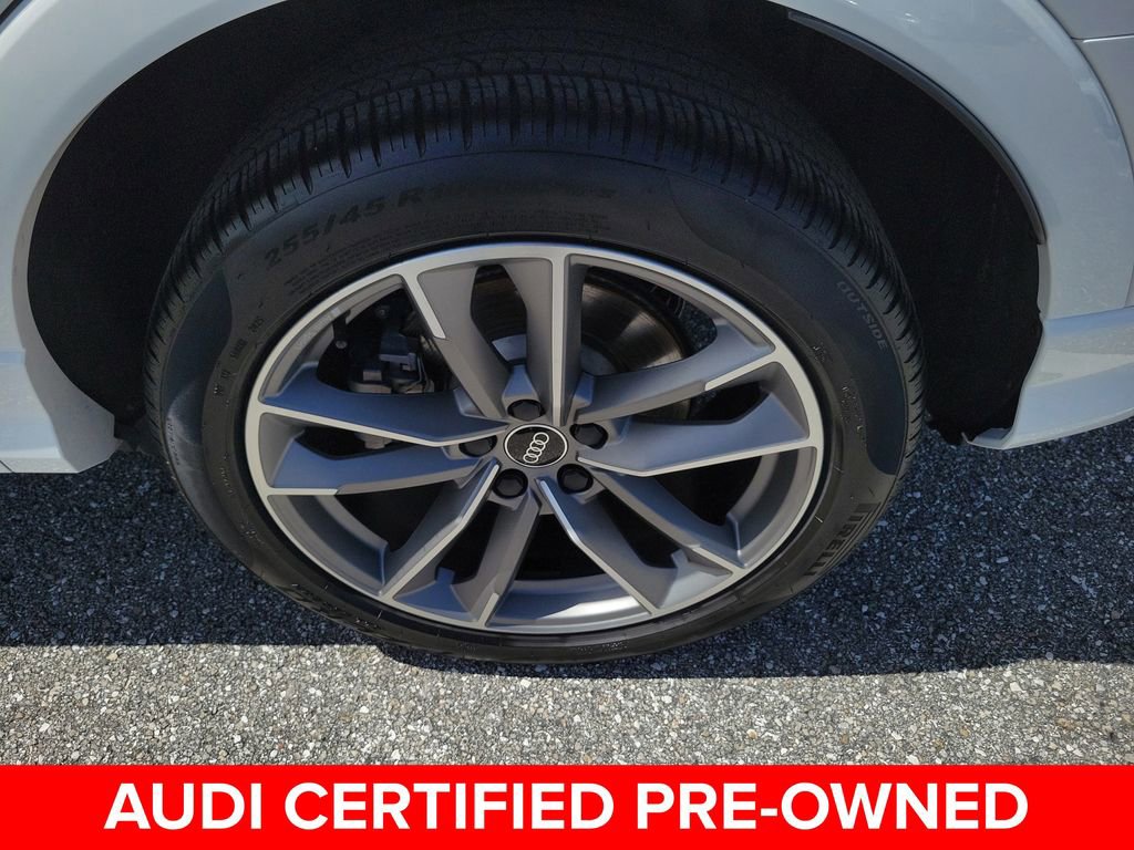 Certified 2025 Audi Q3 2.0T Premium w/ Convenience Package image 29