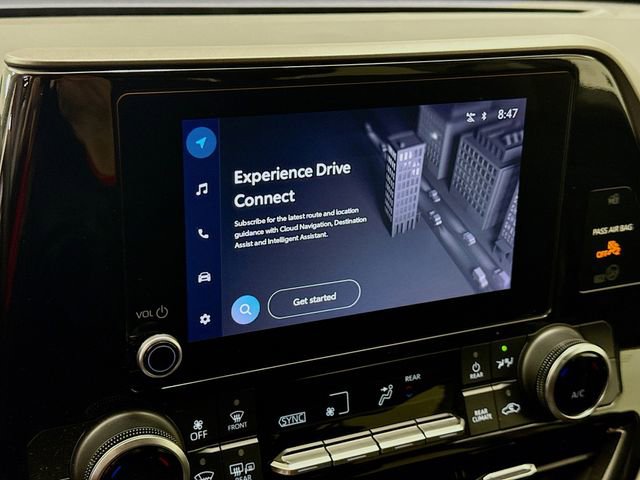 Used 2023 Toyota Highlander L image 13