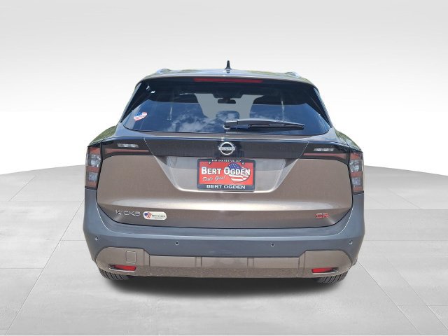 New 2026 Nissan Kicks SR w/ SR Premium Package FWD image 6