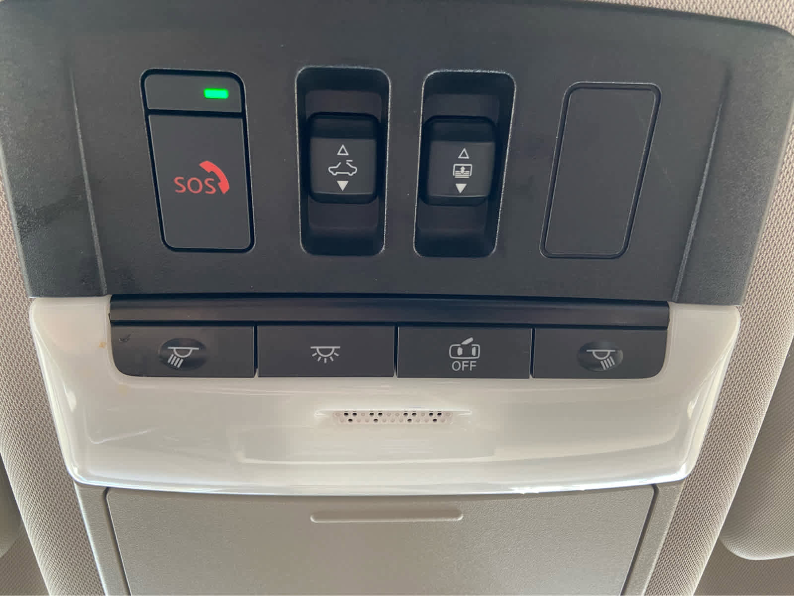 Used 2023 Nissan Rogue SL w/ SL Premium Package image 36