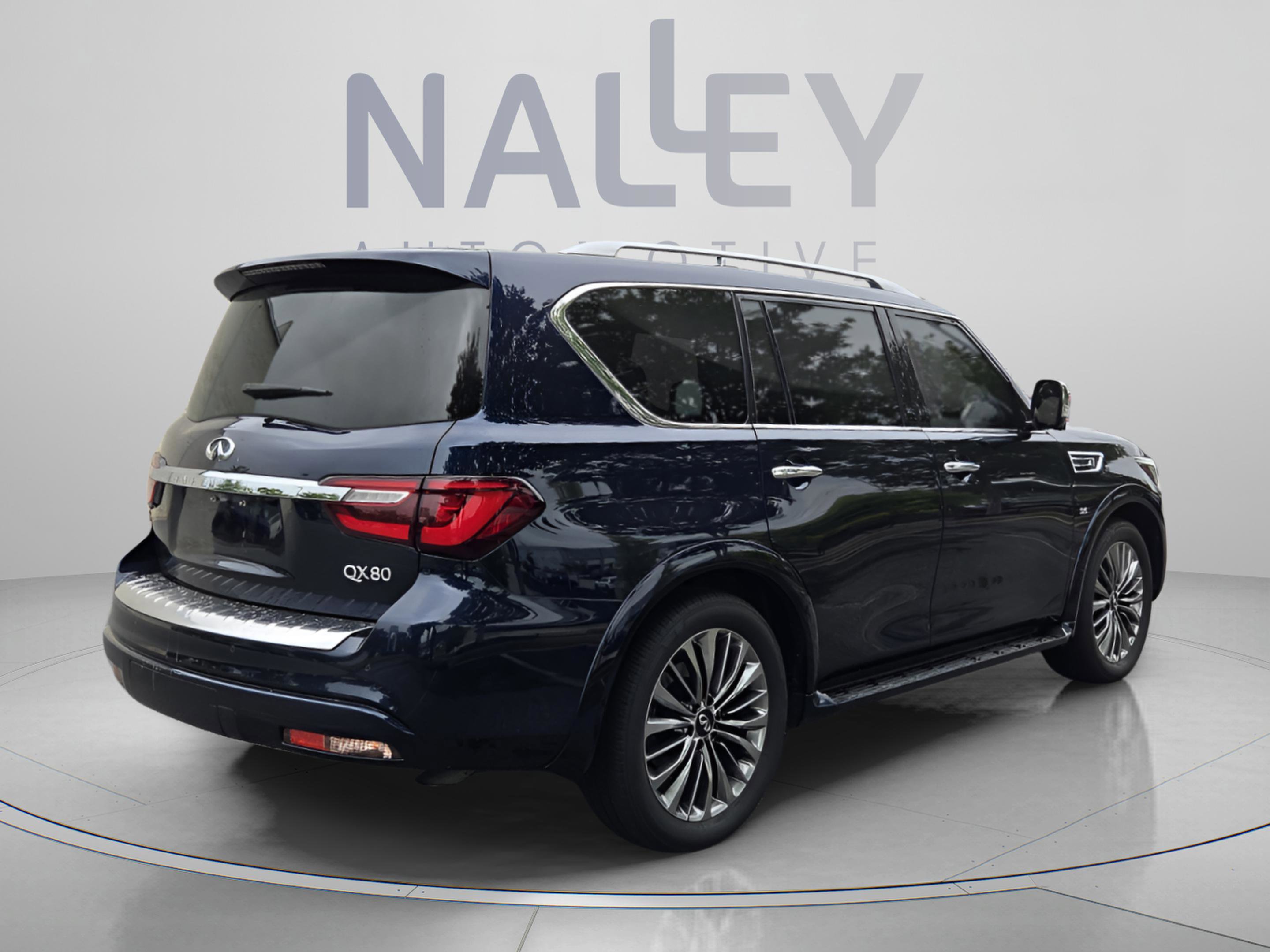 Used 2018 INFINITI QX80 4WD w/ Deluxe Technology Package image 5