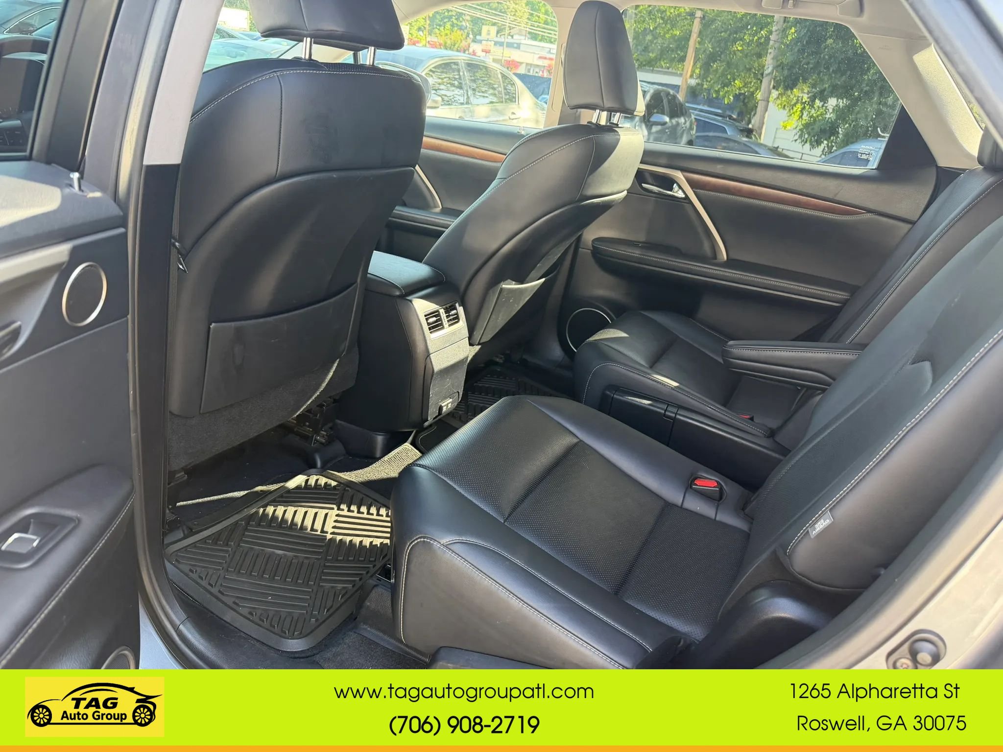 Used 2020 Lexus RX 450hL AWD w/ Premium Package image 17