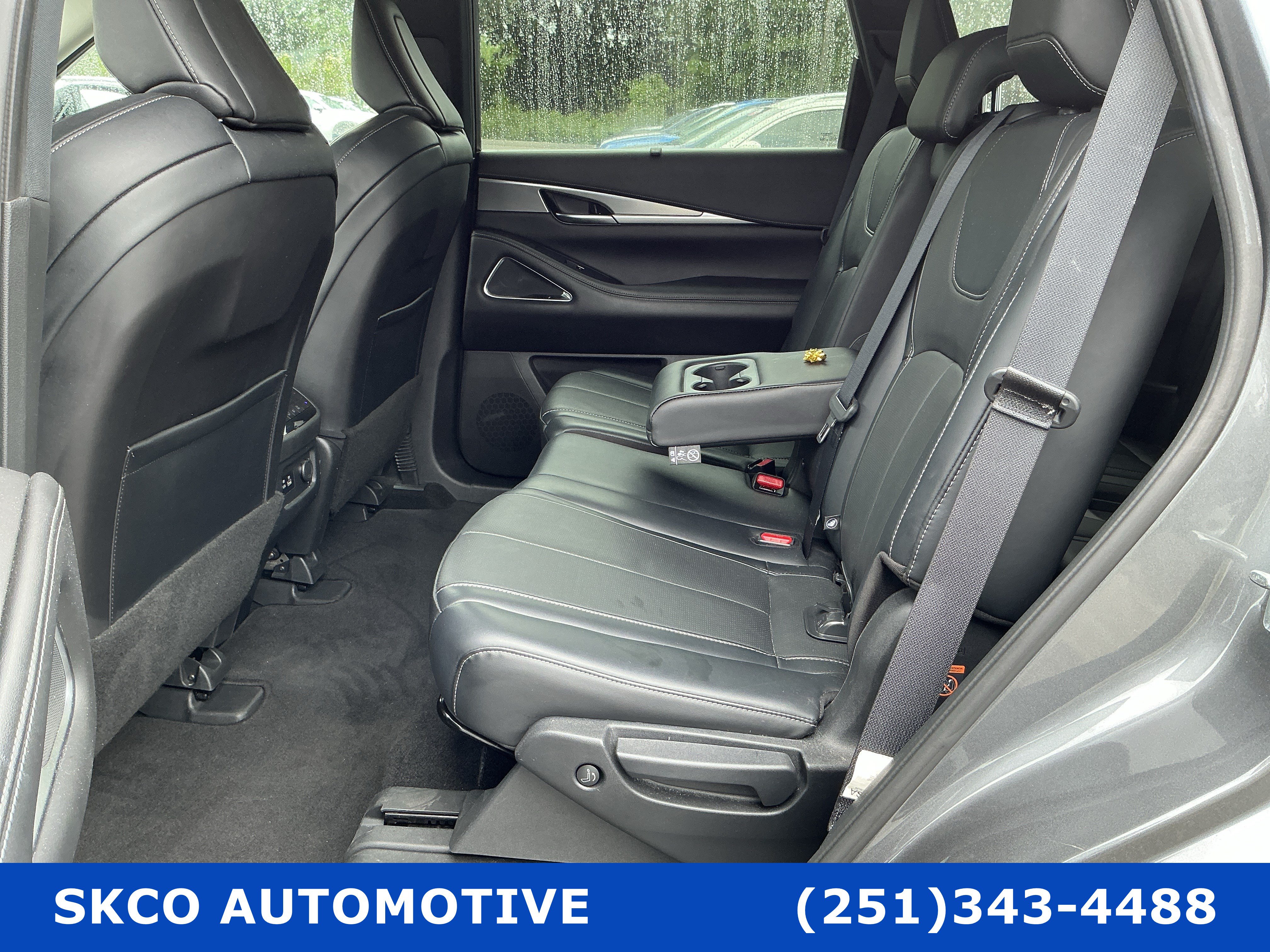 Used 2023 INFINITI QX60 Luxe w/ Performance Audio Package FWD image 14