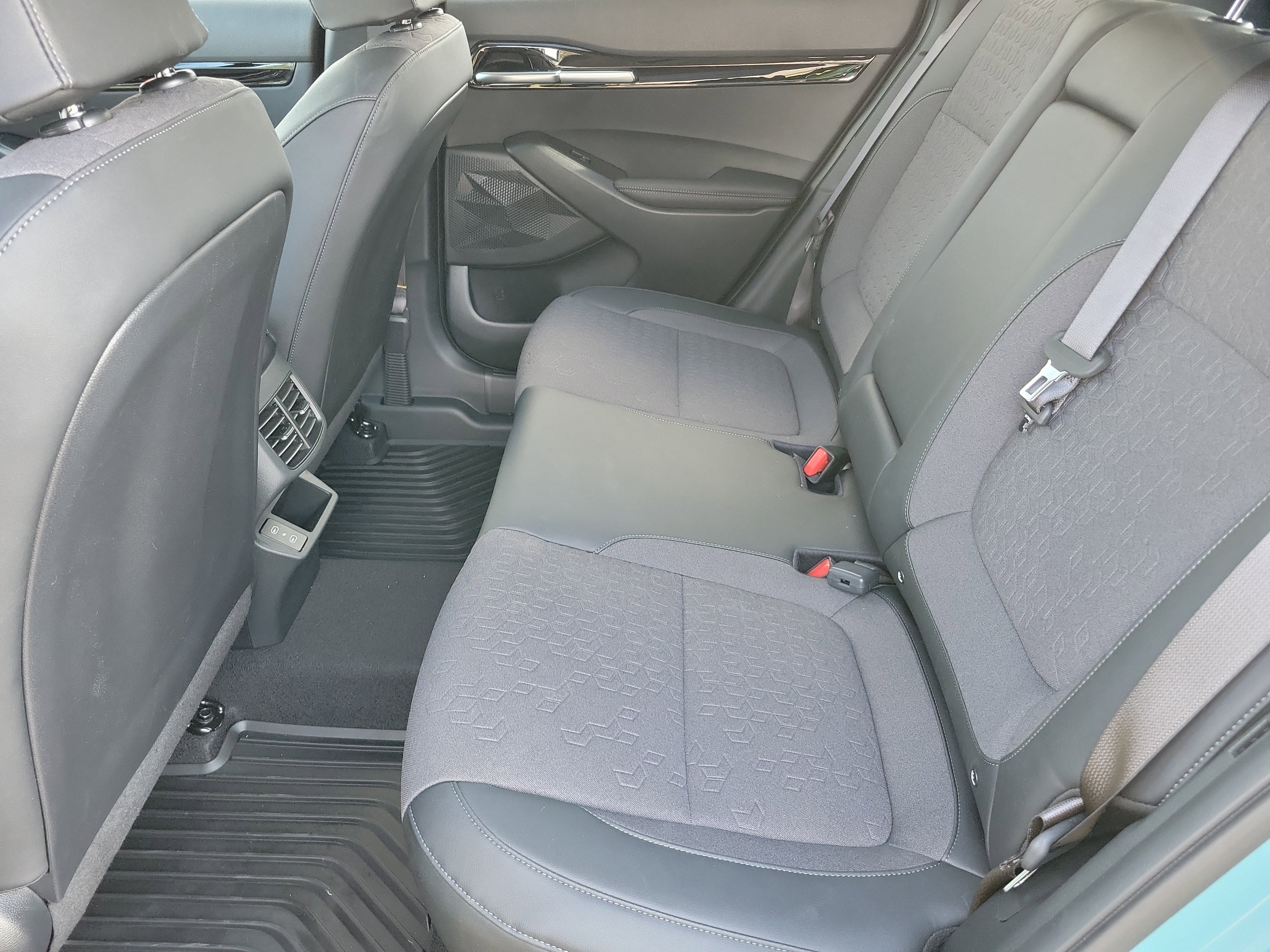 New 2026 Kia Seltos S image 6