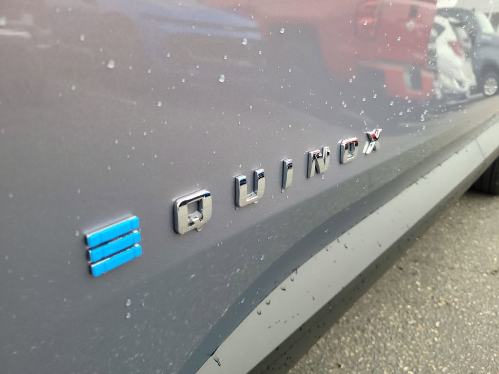 New 2026 Chevrolet Equinox EV LT image 31