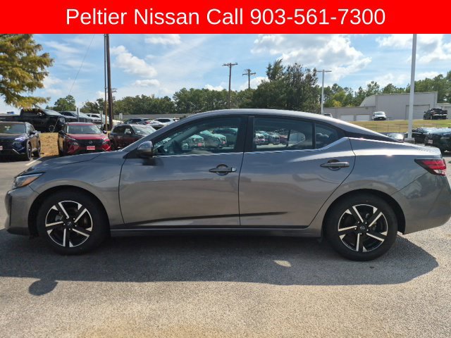 Used 2024 Nissan Sentra SV FWD image 2