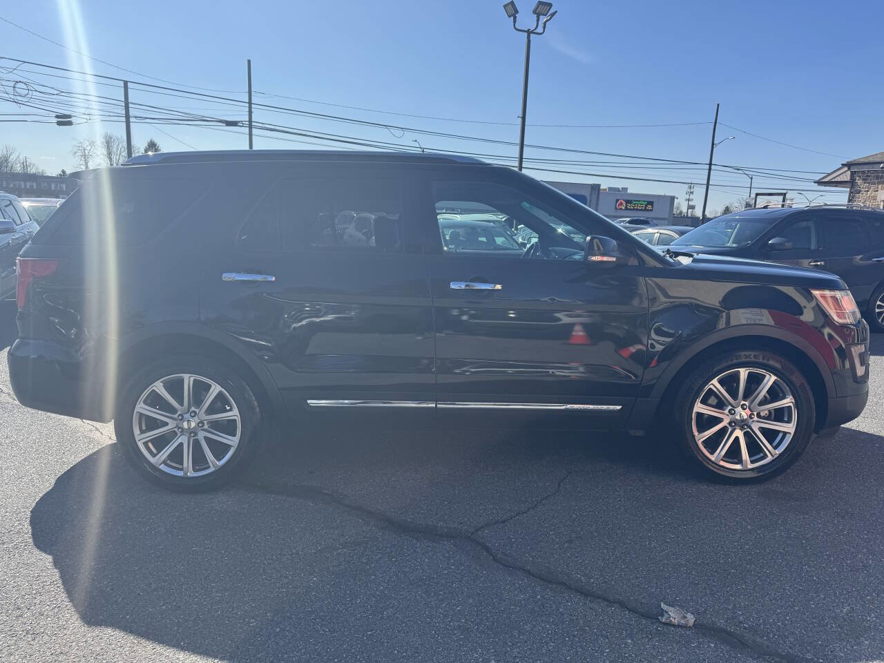 Used 2016 Ford Explorer Limited FWD image 8