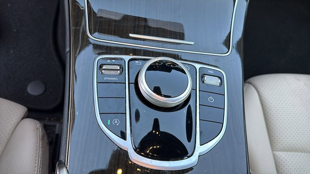 Used 2019 Mercedes-Benz C 300 Sedan image 30
