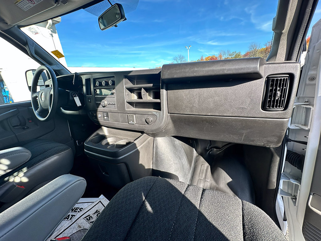 Used 2025 GMC Savana 2500 w/ Driver Convenience Package RWD image 20