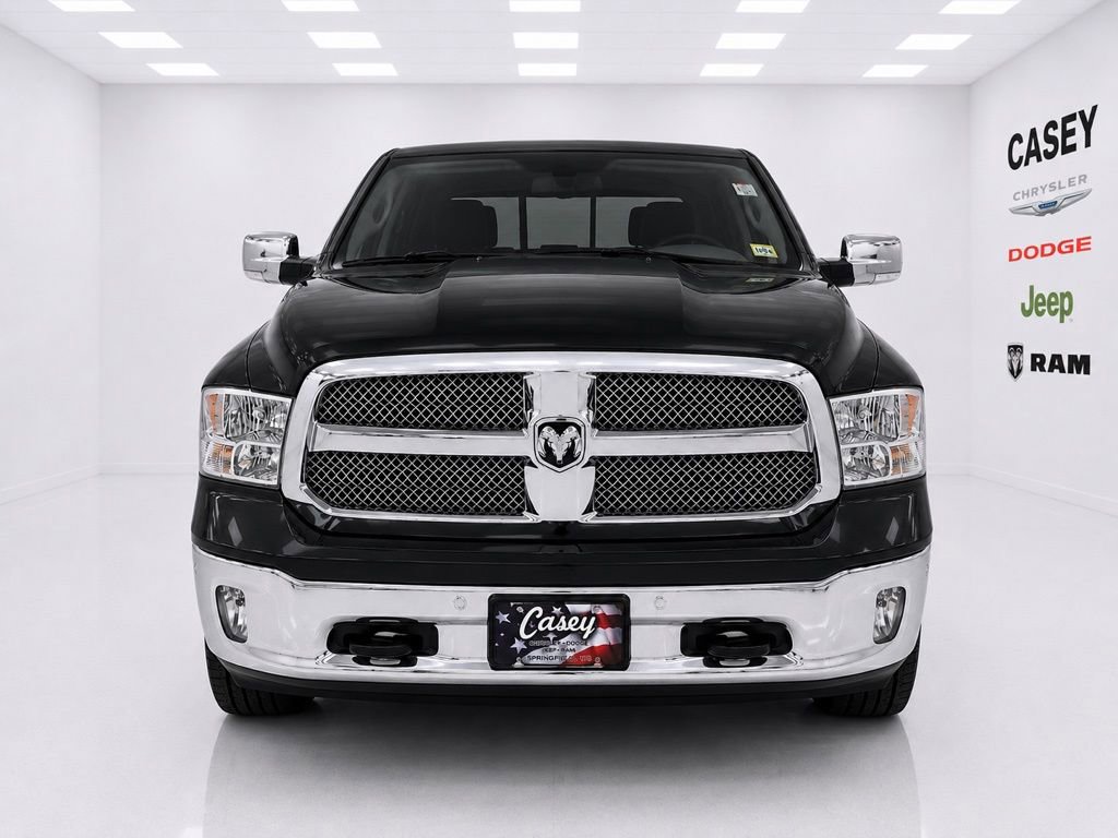 Used 2018 RAM 1500 SLT AWD/4WD image 2