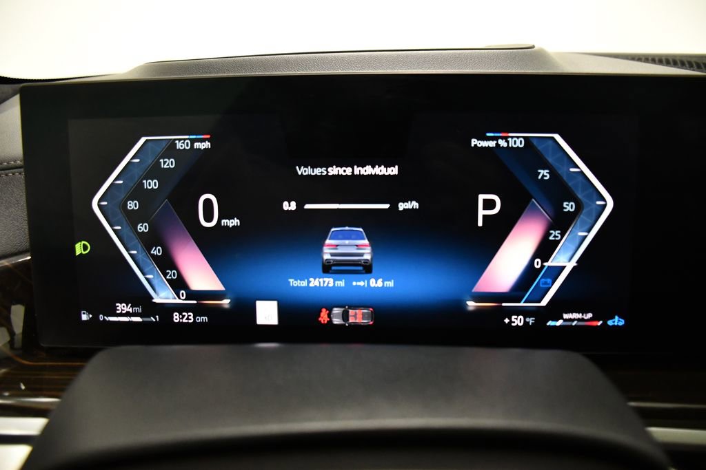 Used 2024 BMW X7 xDrive40i w/ M Sport Package image 12